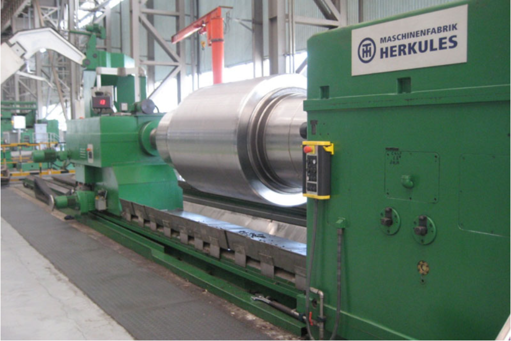 <b>Grinding Machine</b>